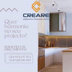 Anúncio da Creare Ambientes Personalizados mostrando uma cozinha moderna com armários brancos, pia em madeira, coifa de aço inox e iluminação de fita LED. Texto à esquerda: "Quer harmonia no seu projecto? Solicite um orçamento" com dois números de contato (+244 933 637 553 e +244 928 891 389). Logotipo da Creare no topo.